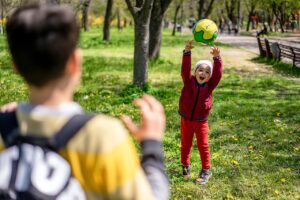 park, playing catch, kids-6688951.jpg